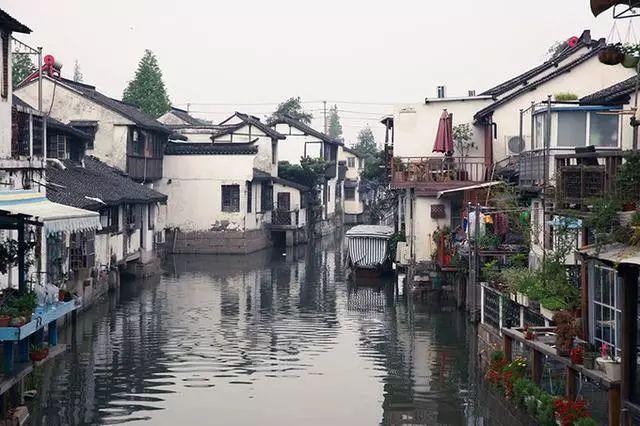 海滩棚屋逃生